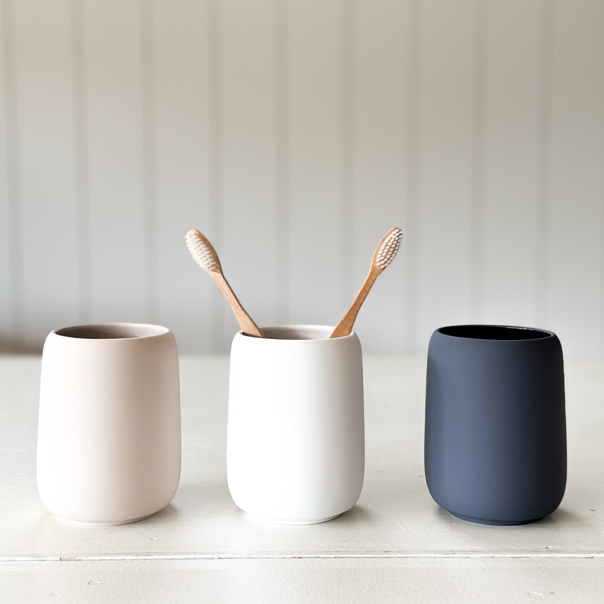 Simple Ceramic Tumbler | Bath Organizer