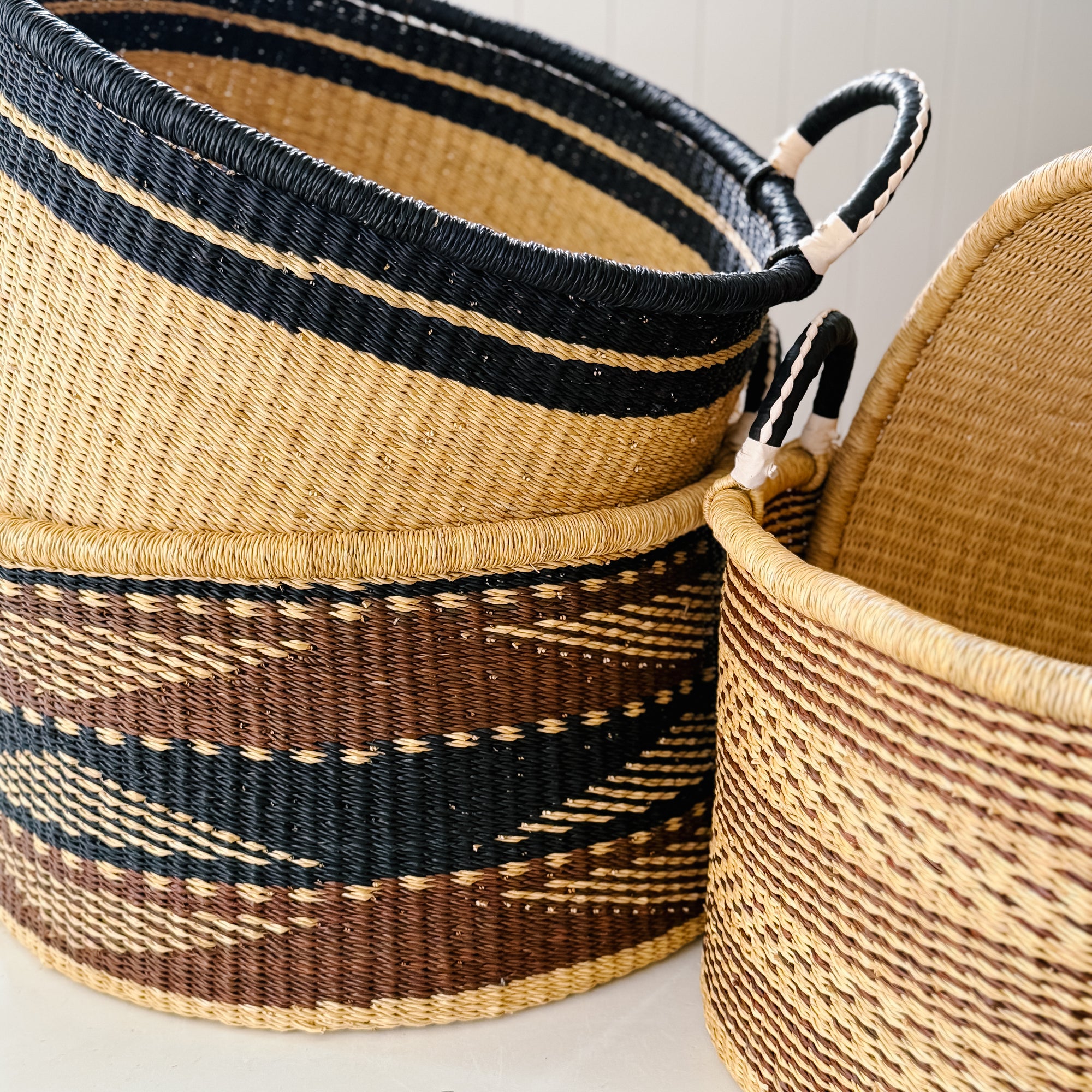 The Large Short Drum Basket No. 5 | Brown + Dark Navy