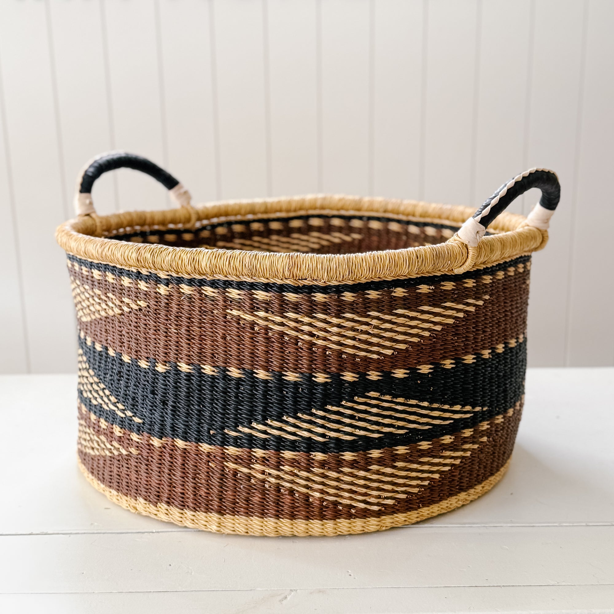 The Large Short Drum Basket No. 5 | Brown + Dark Navy