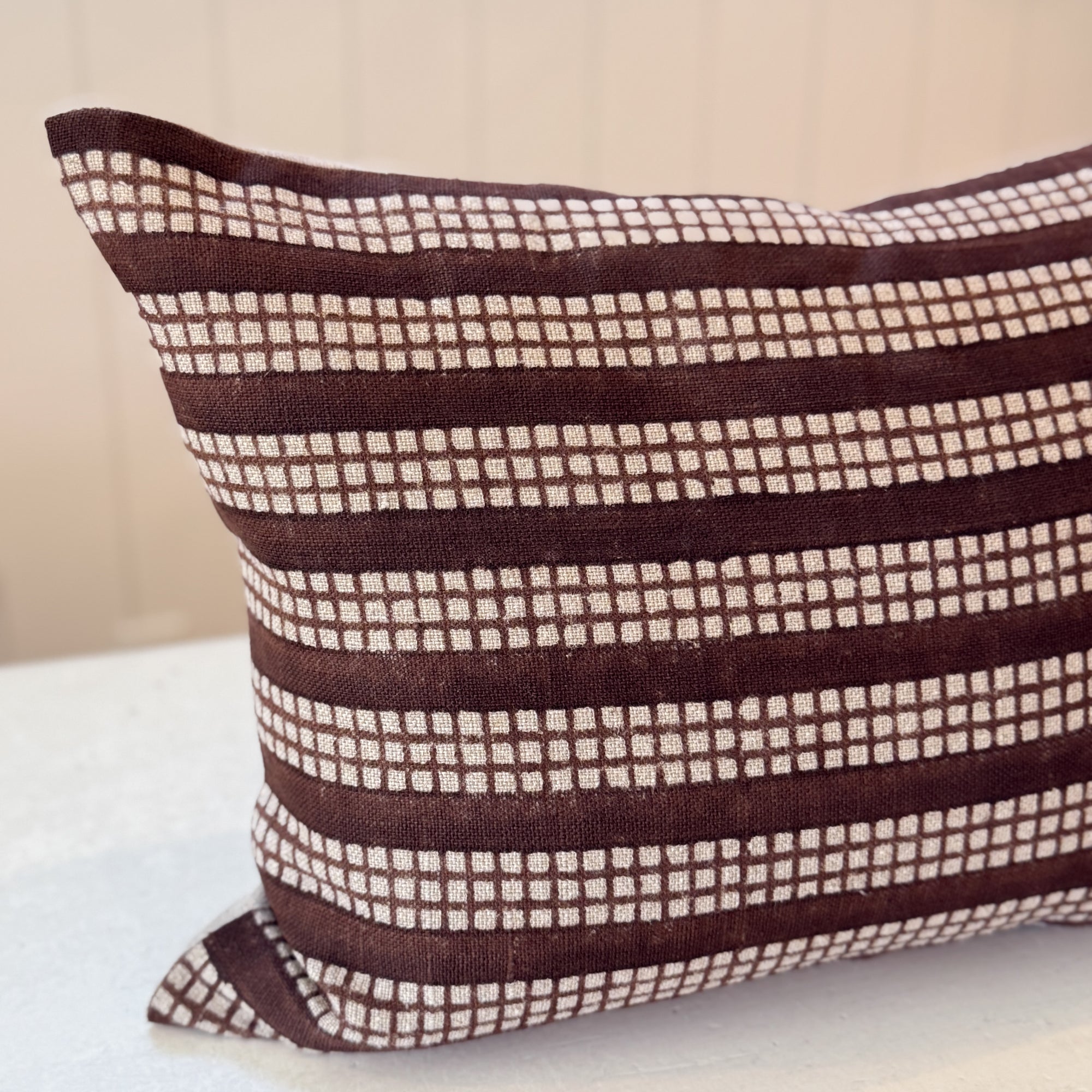 Nepsa Lumbar Pillow