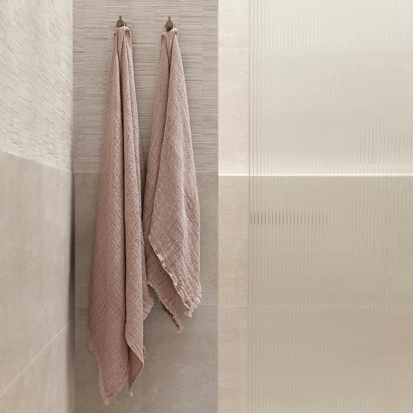 Flocca Linen Bath Towel