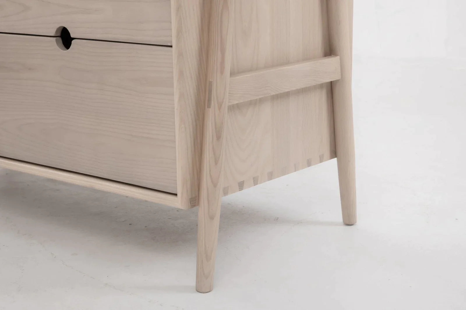 Woodbine Dresser | 6 Drawer