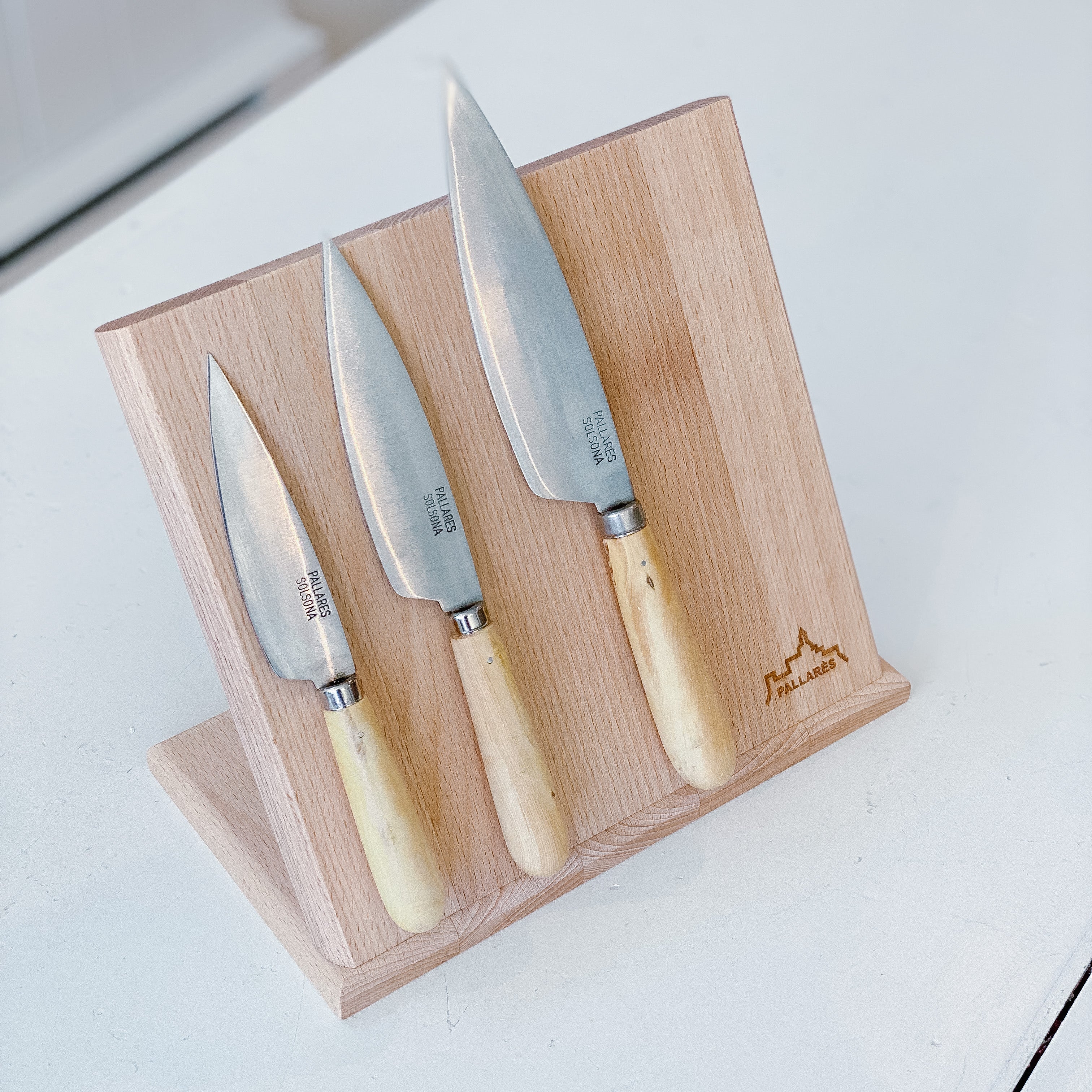 Pallarès Solsona  Magnetic Knife Display Board – Farm Home Marketplace