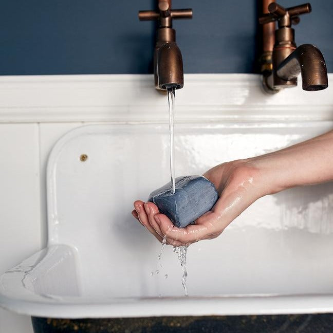 SAARDÉ Olive Oil Bar Soap | Activated Charcoal