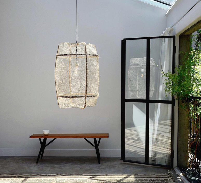 Z2 Blonde Pendant | Sisal Net Tea Dyed