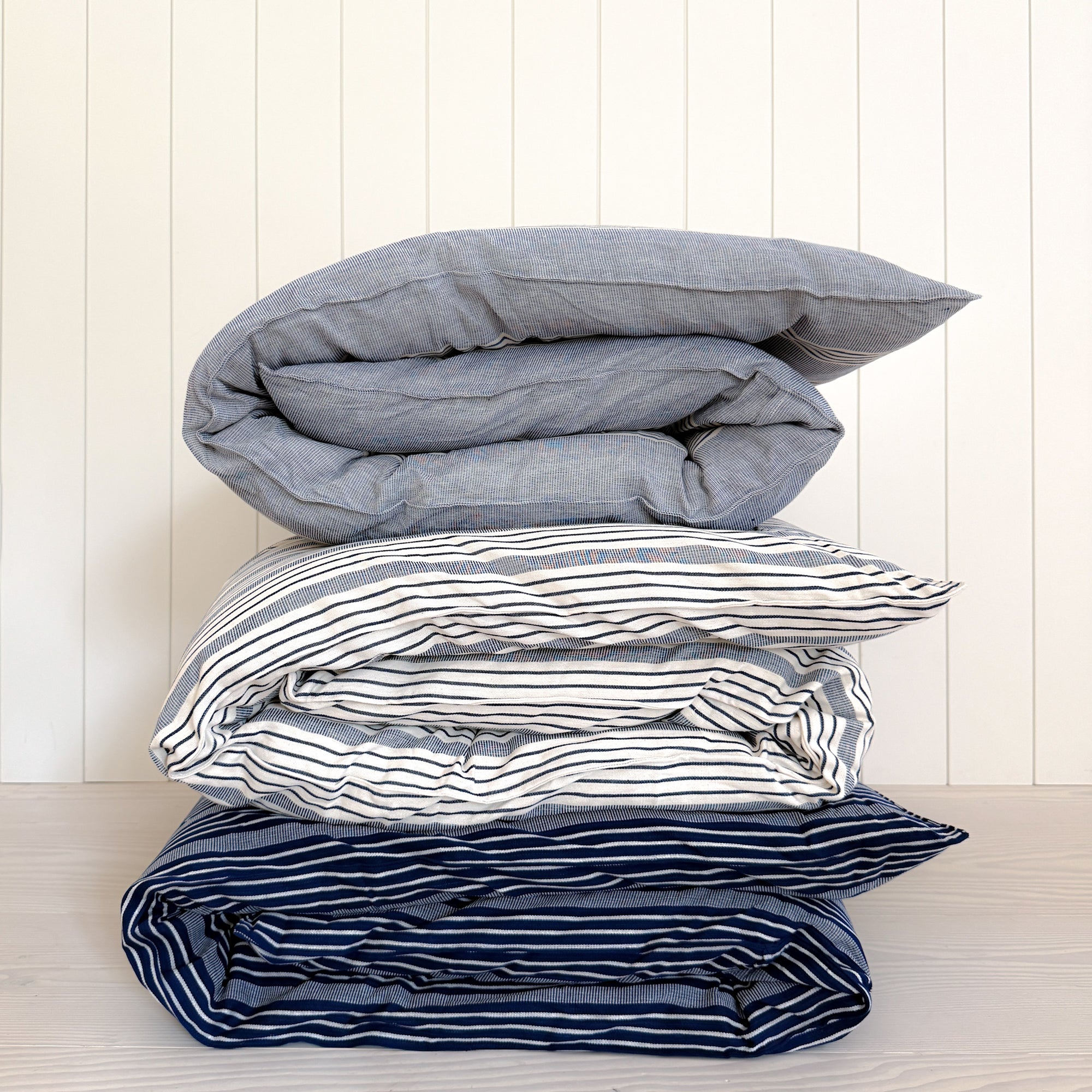 Canapé Bed Roll | Ivory + Marine Cafe Stripe