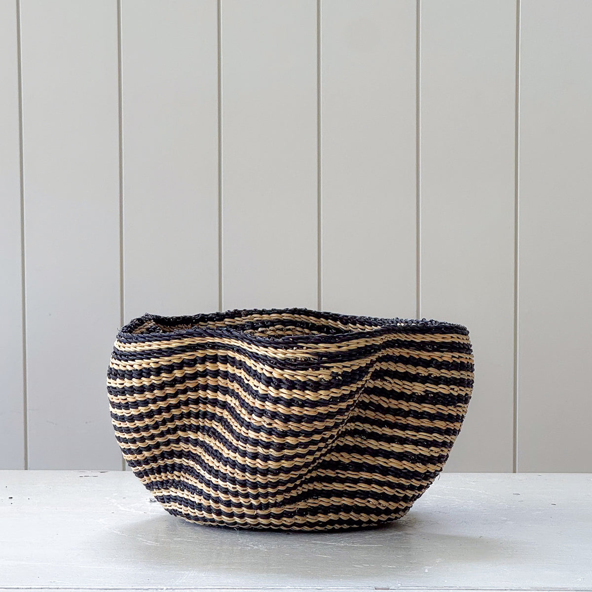 Small Pakurigo Wave Basket No. 22 | Natural + Black Stripe