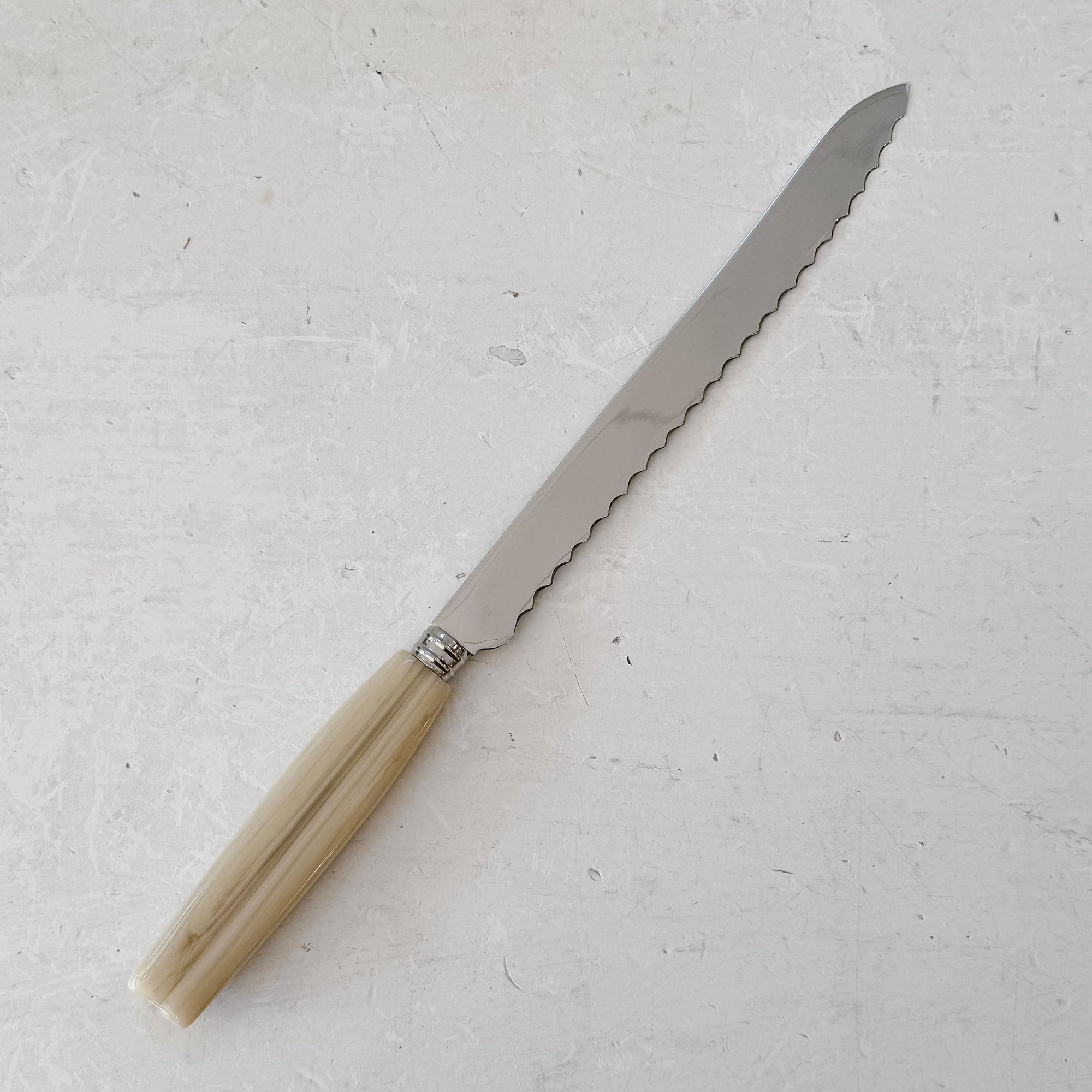 Bread Knife | Djembe