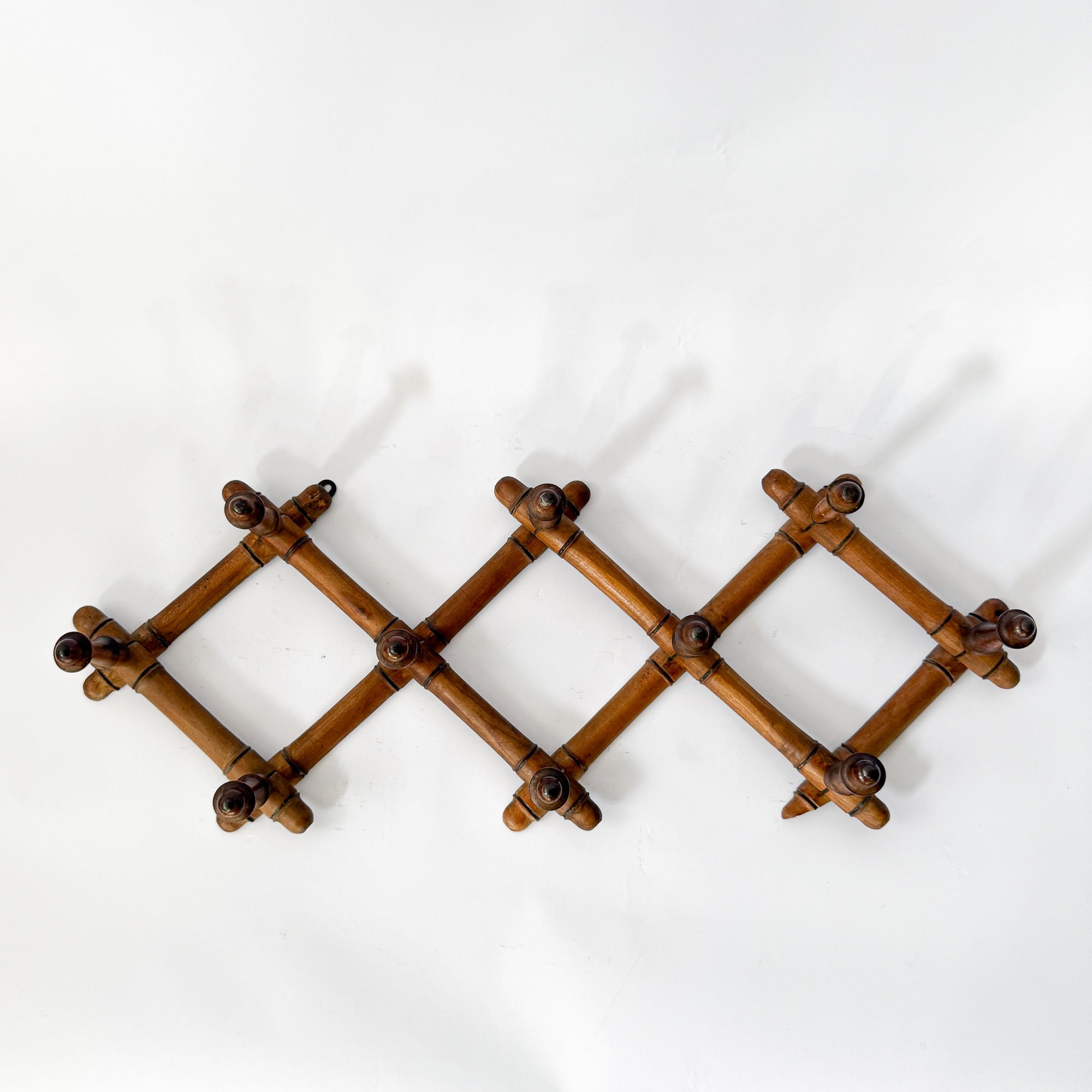 French Bamboo Accordion 10 Peg Wall Rack