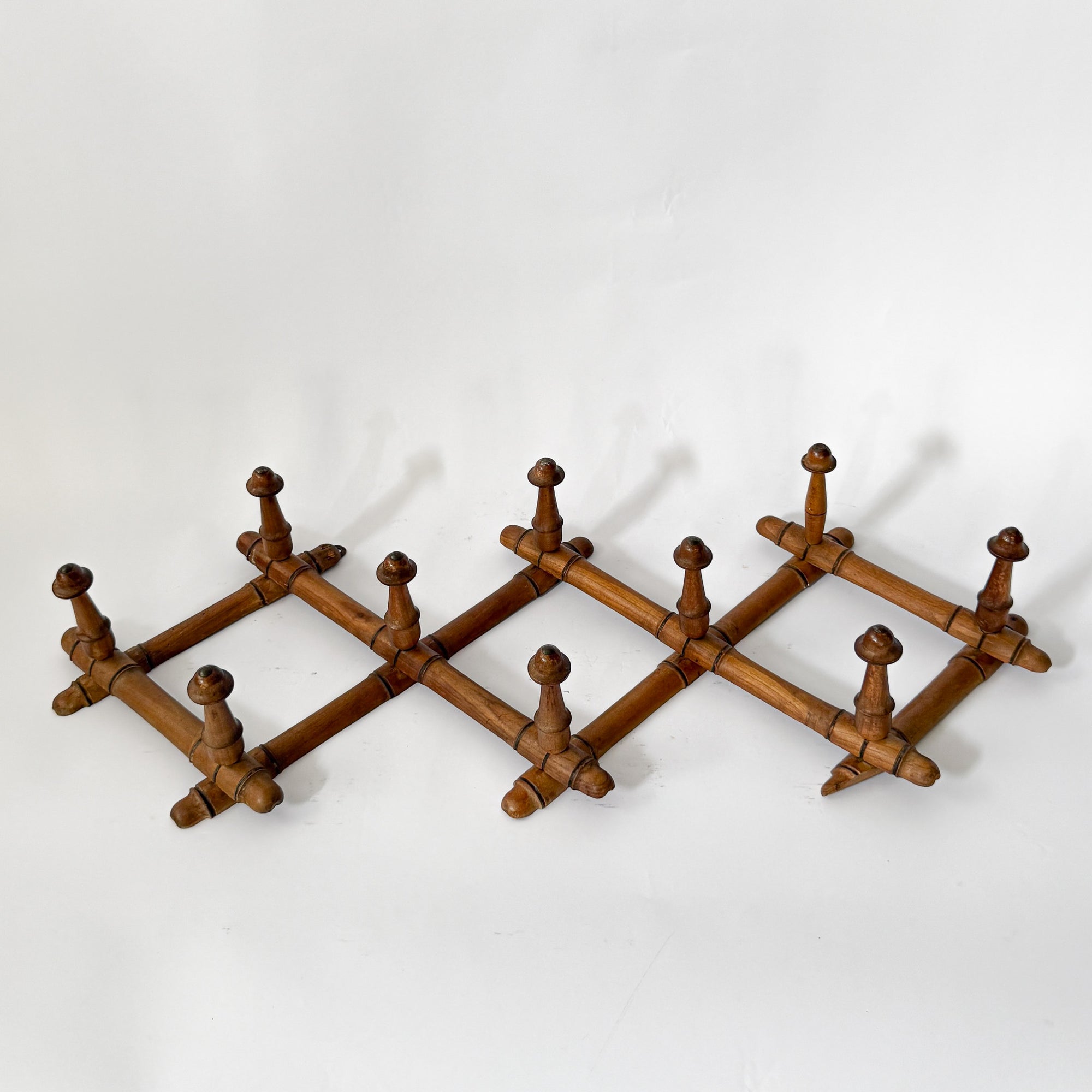 French Bamboo Accordion 10 Peg Wall Rack