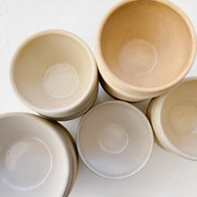 Load image into Gallery viewer, Vintage French Slip Glazed Bowls
