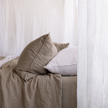 Load image into Gallery viewer, Flocca Linen Pillowcase
