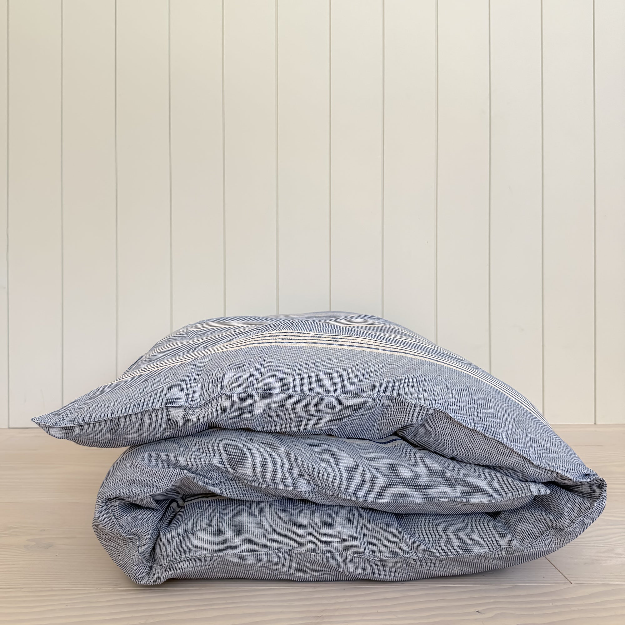 Canapé Bed Roll | Marine Heritage Stripe