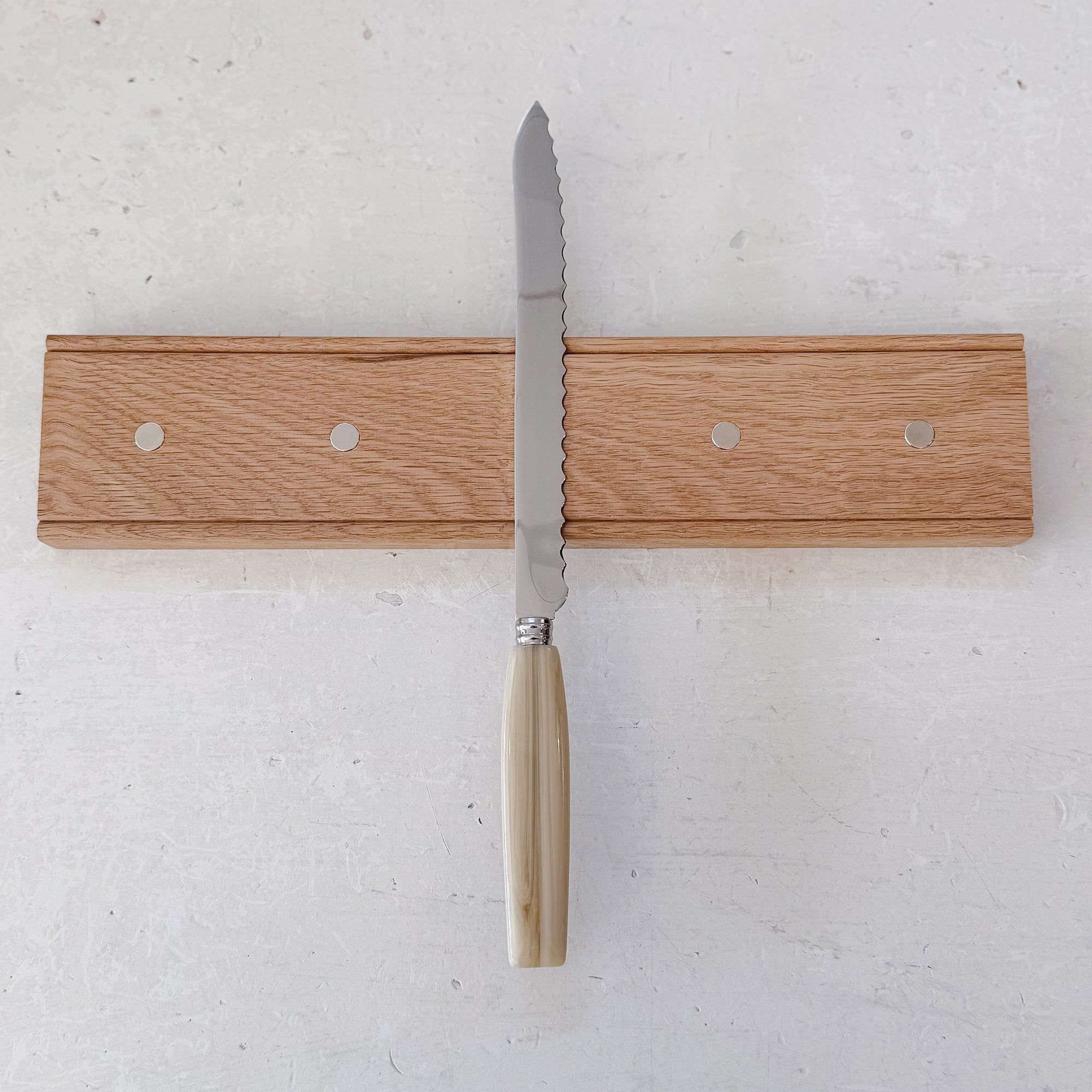Solid Oak Magnetic Knife Rack | Handcrafted in England