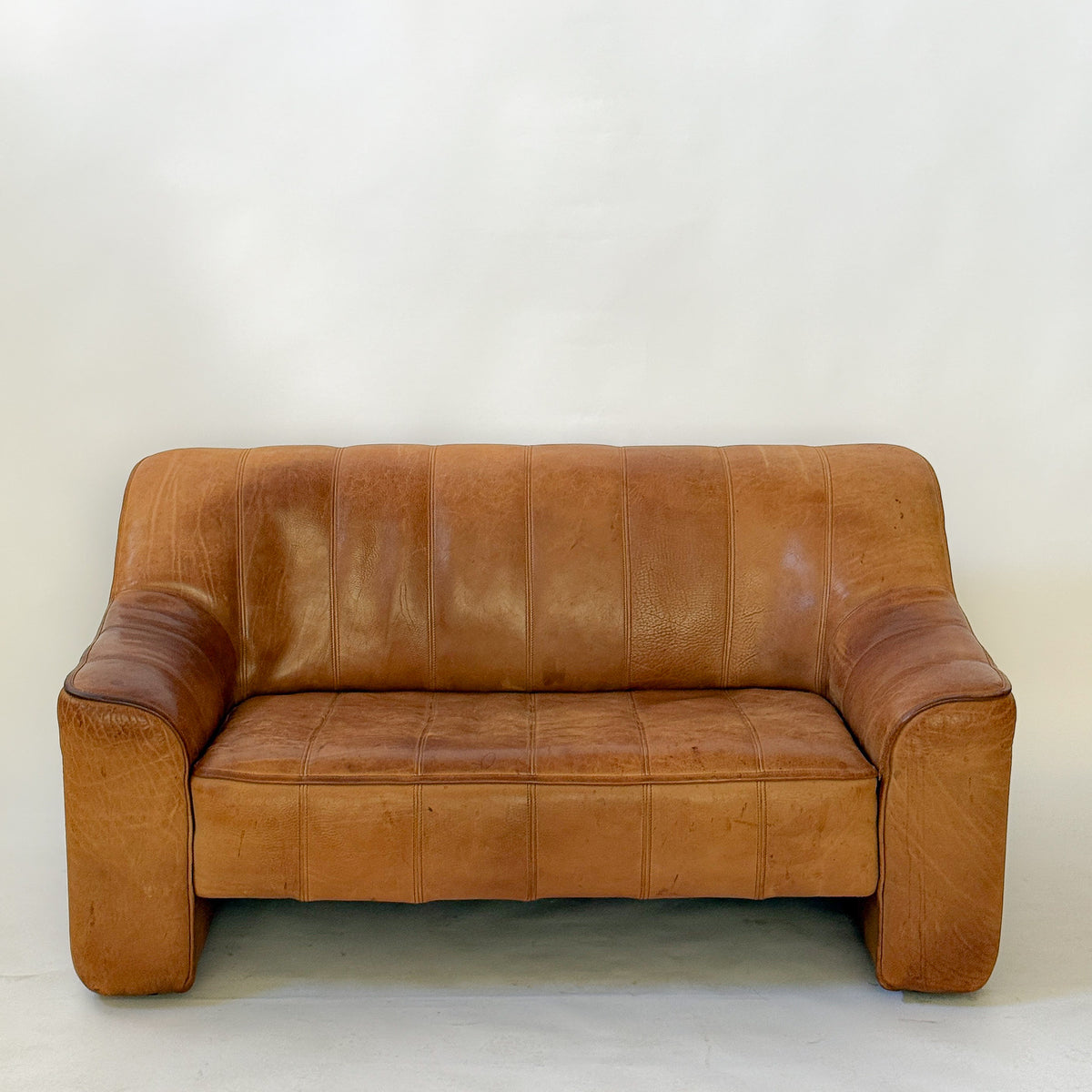 Buffalo Leather 2-Seater Sofa DS-44 by de Sede | Switzerland, circa 1970s