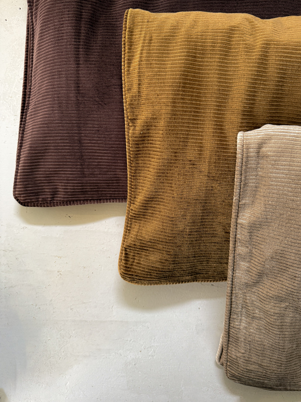 Corduroy Velvet Bed Roll