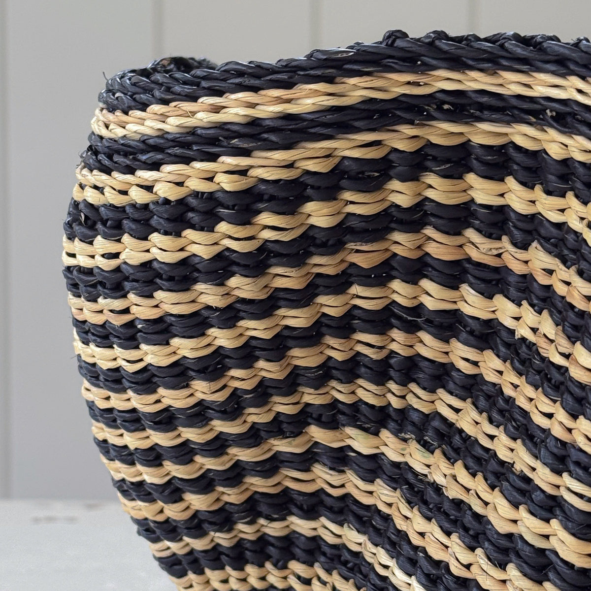 Small Pakurigo Wave Basket No. 22 | Natural + Black Stripe