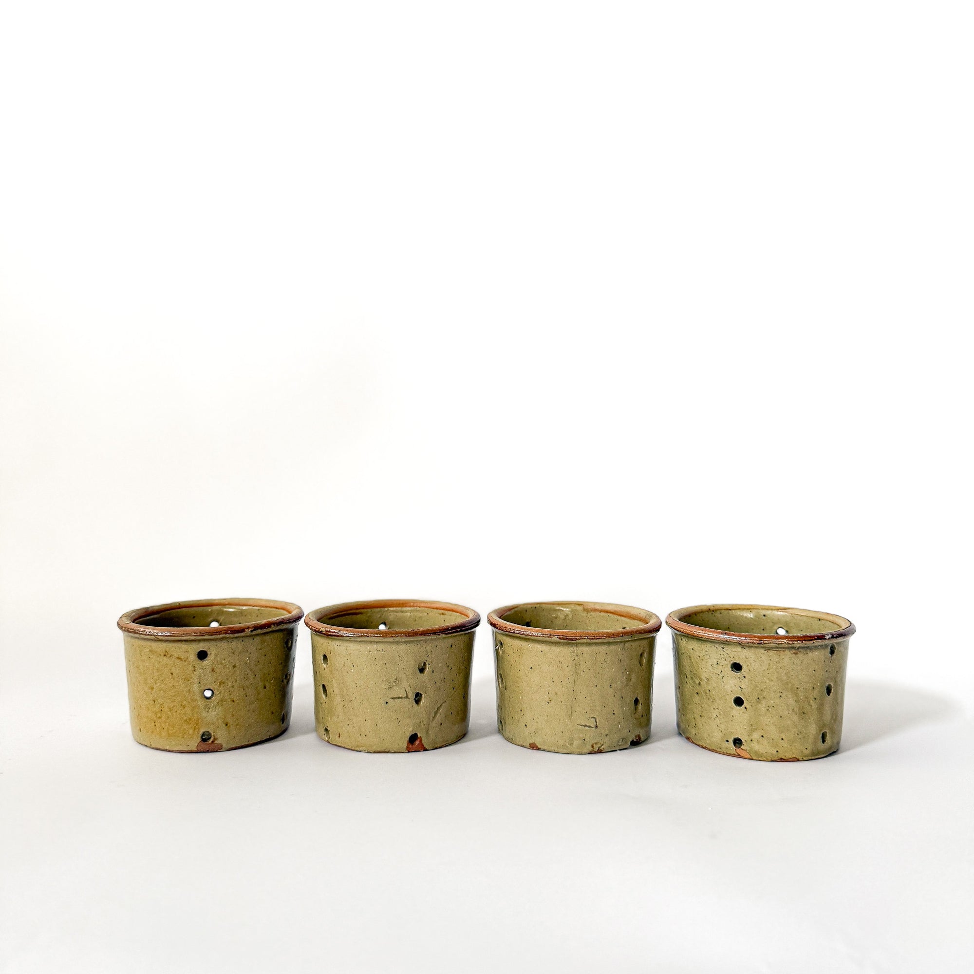 Beige Faisselles with Brown Rim