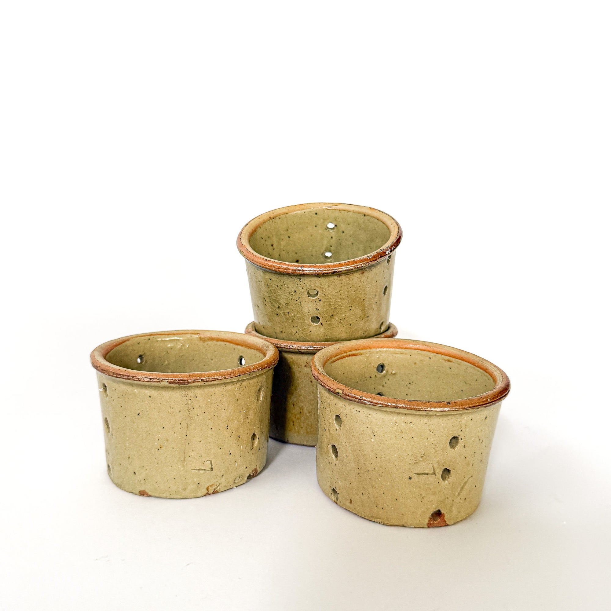 Beige Faisselles with Brown Rim