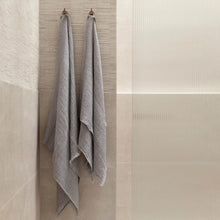 Load image into Gallery viewer, Flocca Linen Bath Towel
