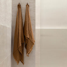 Load image into Gallery viewer, Flocca Linen Bath Towel
