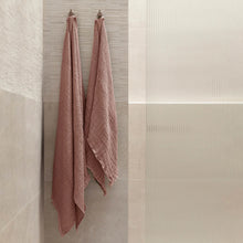 Load image into Gallery viewer, Flocca Linen Bath Towel
