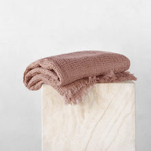 Load image into Gallery viewer, Flocca Linen Bath Towel
