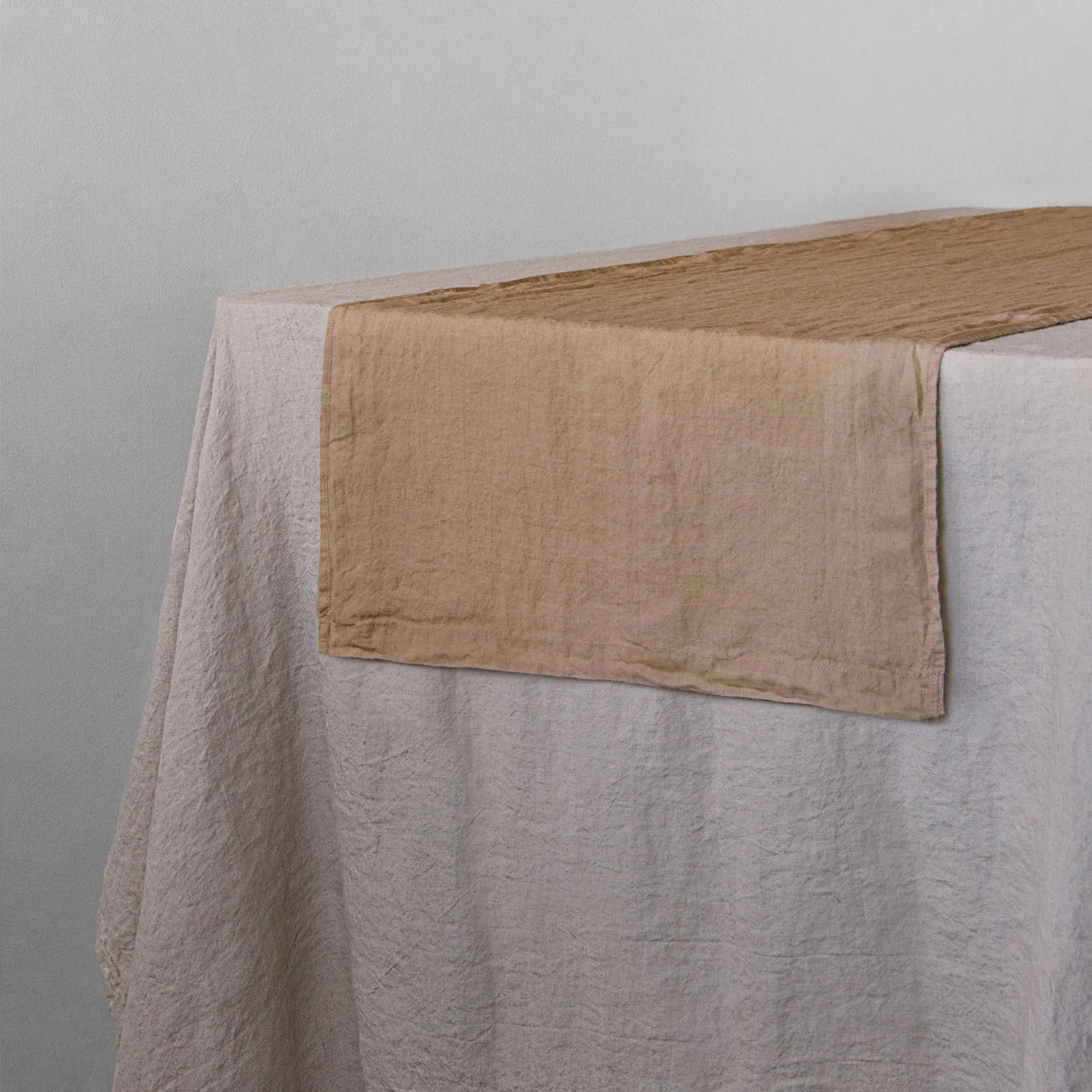 Basix Linen Table Runner