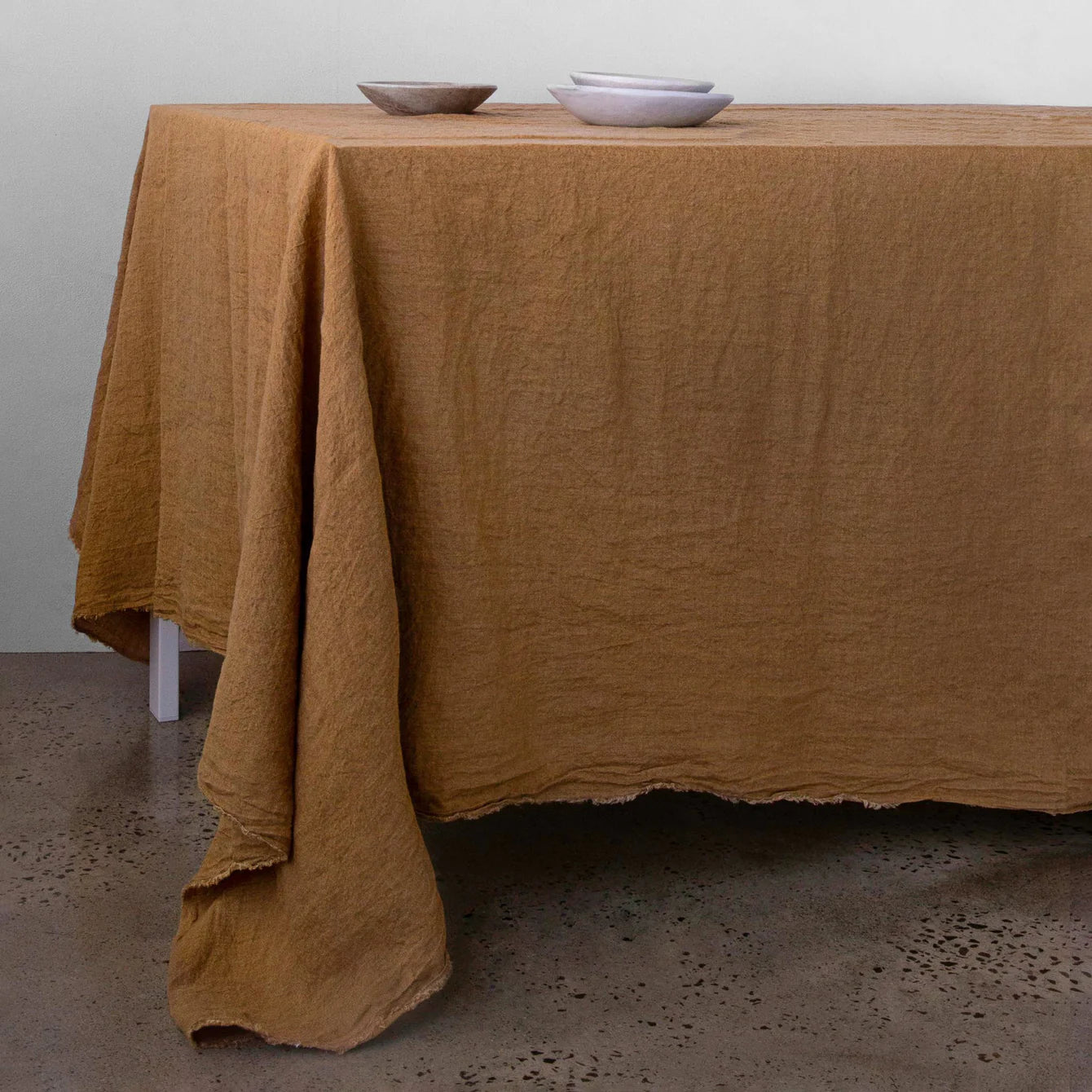 Flocca Linen Tablecloth