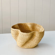 Load image into Gallery viewer, Mini Pakurigo Basket No. 2 | Natural
